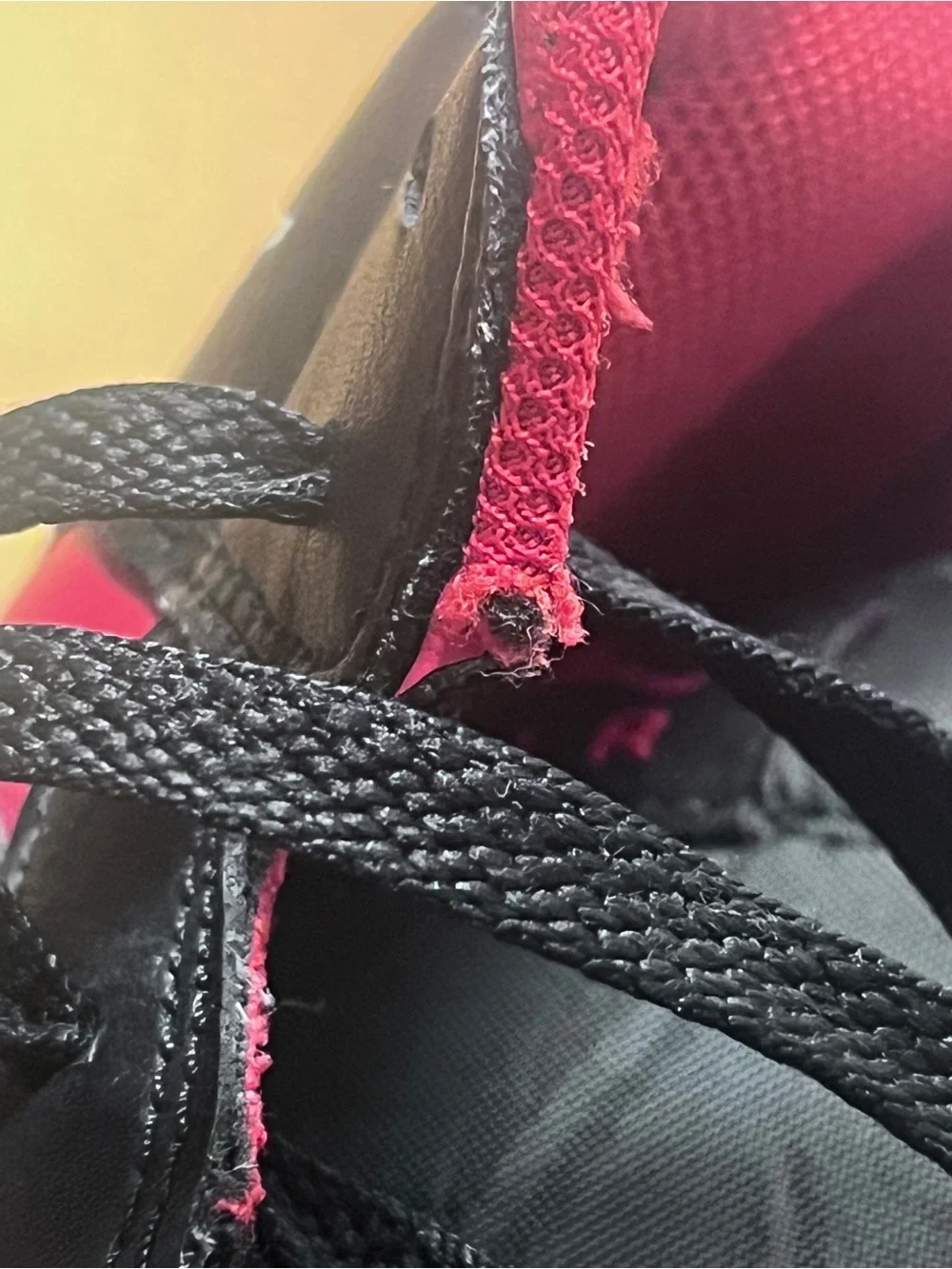Air Jordan 1 Mid Bred Twist Men’s Black Red Shoes Size 11
